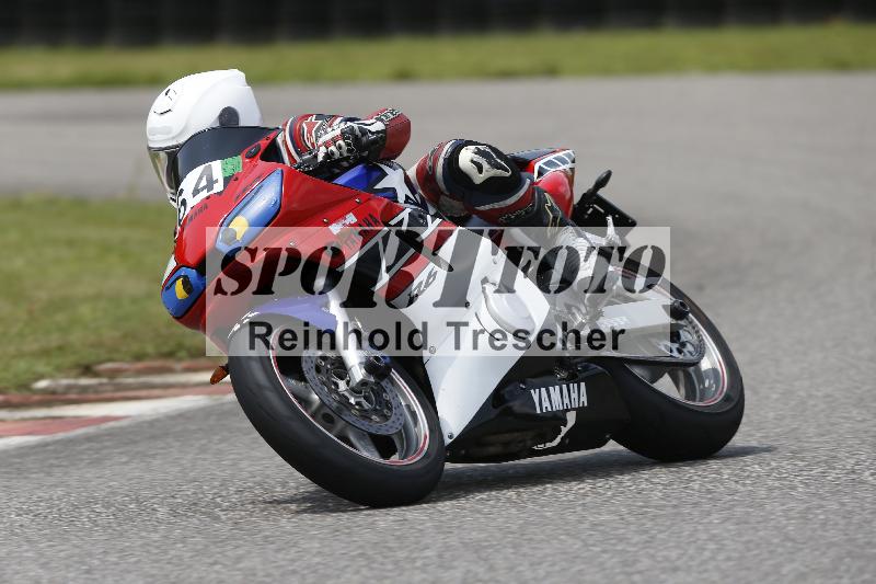 Archiv-2025/24 08.06.2025 TZ Motorsport ADR/Gruppe gruen/64-1